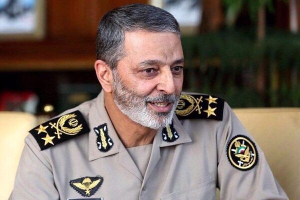 El jefe militar de Irán elogia la «postura audaz» de Pakistán ante la agresión estadounidense-israelí